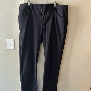 Lululemon Men’s Pant - ABC Classic-Fit 36W